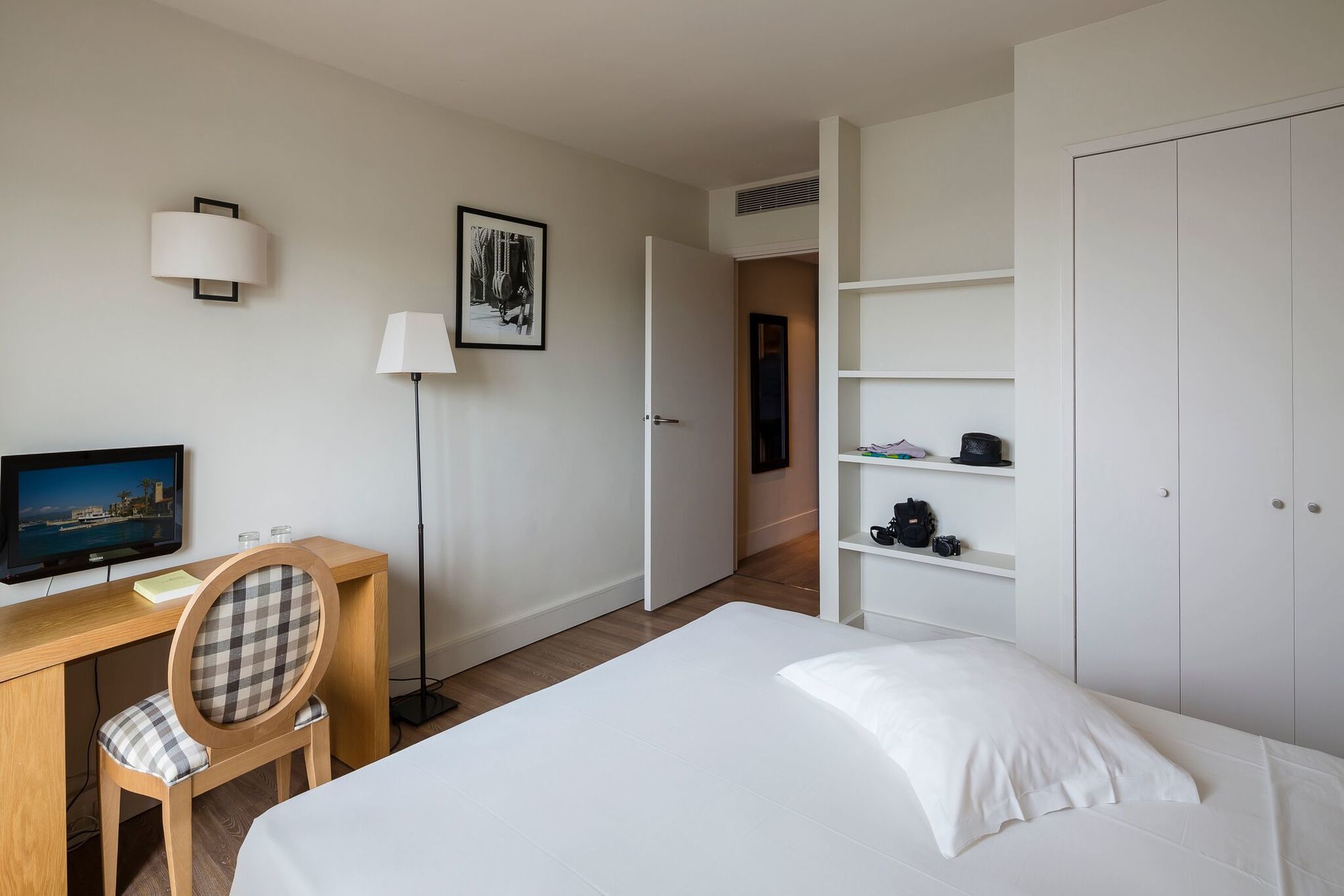Hotel Delos - Ile De Bendor Bandol Habitación foto